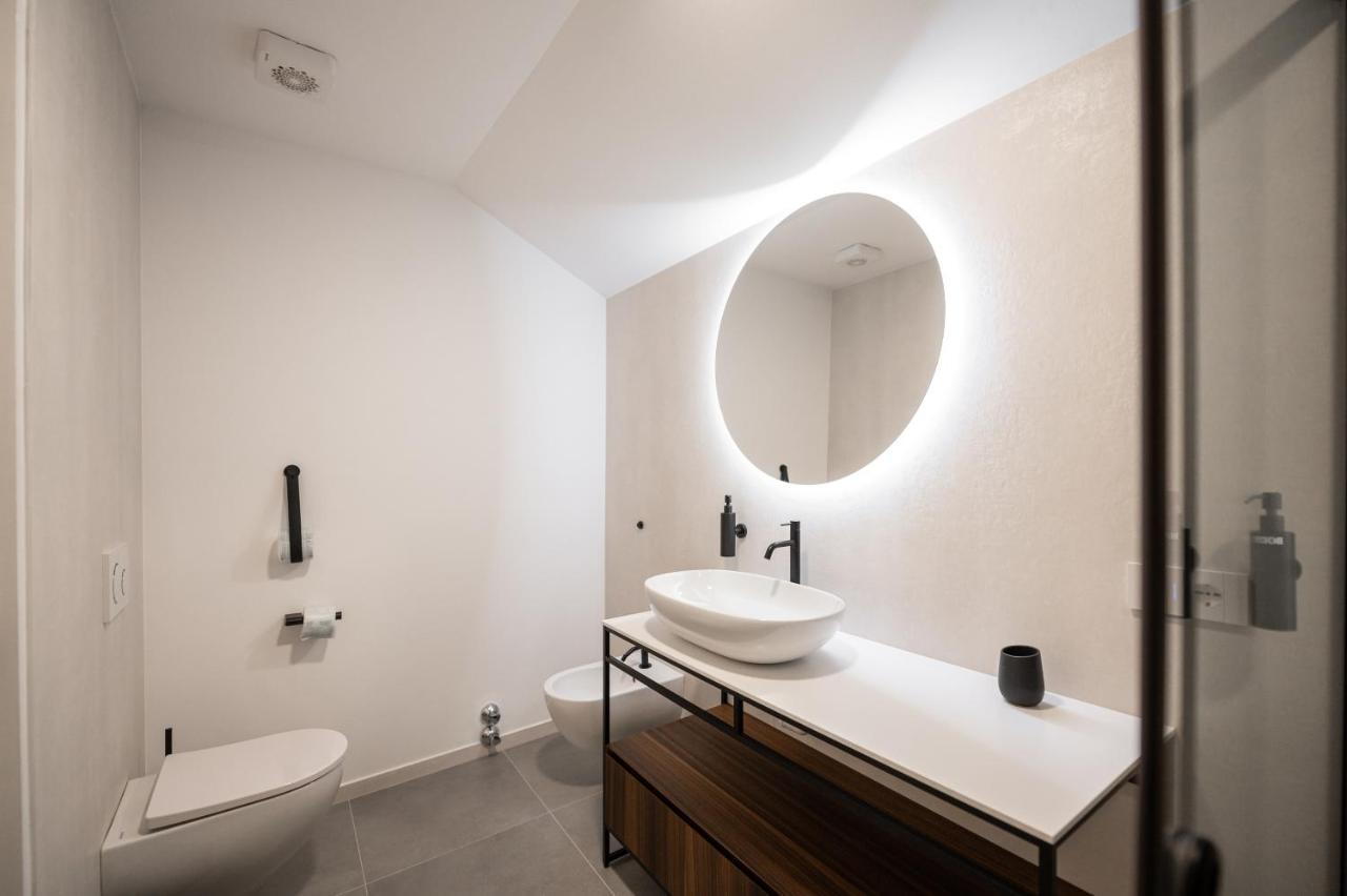Guesthouse Diwine Merano Eksteriør bilde Bathroom