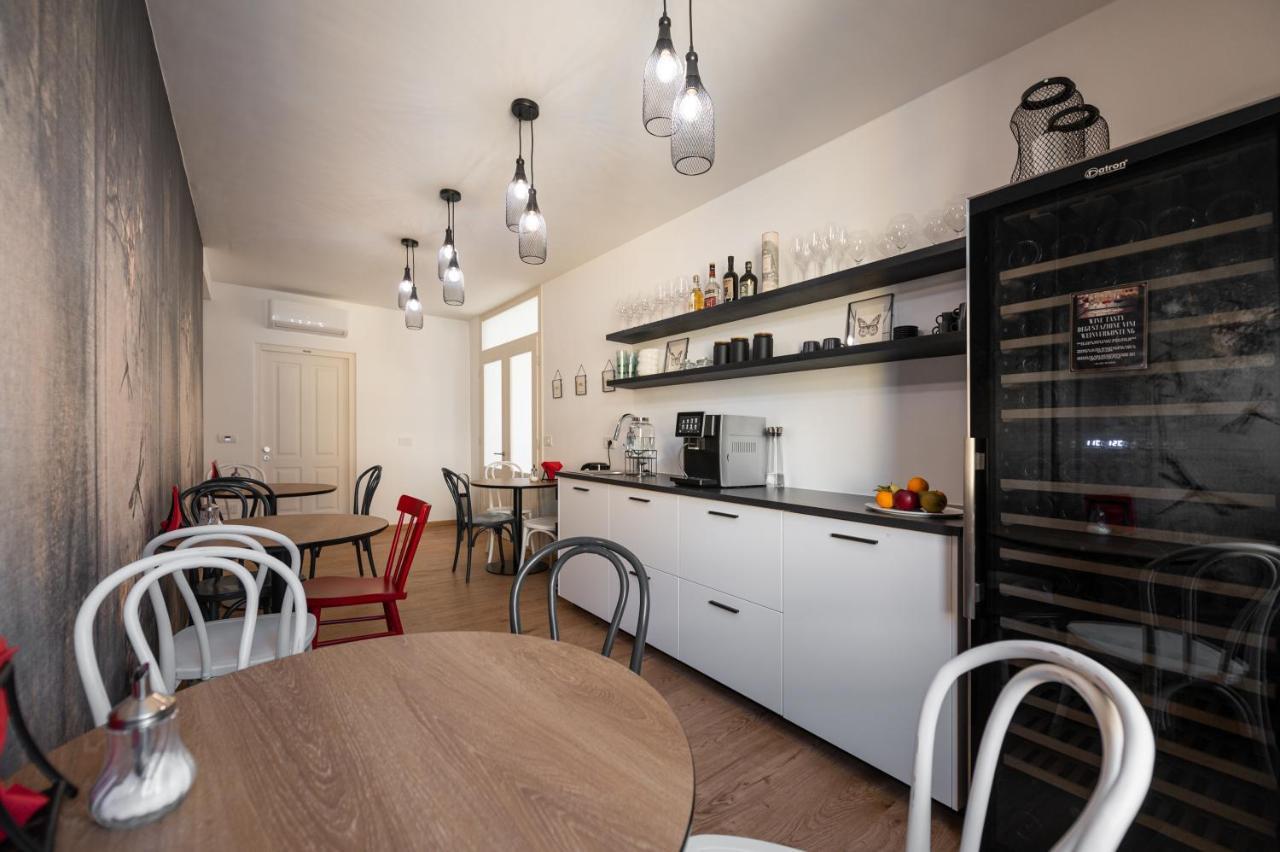 Guesthouse Diwine Merano Eksteriør bilde The kitchen