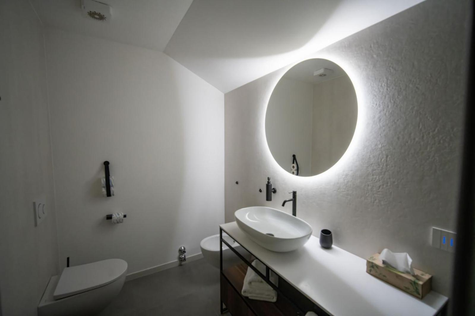 Guesthouse Diwine Merano Eksteriør bilde Bathroom
