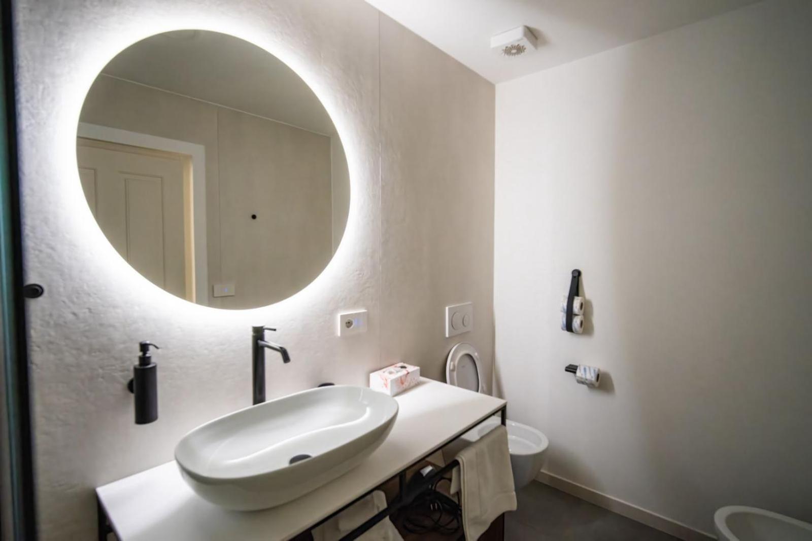Guesthouse Diwine Merano Eksteriør bilde Bathroom